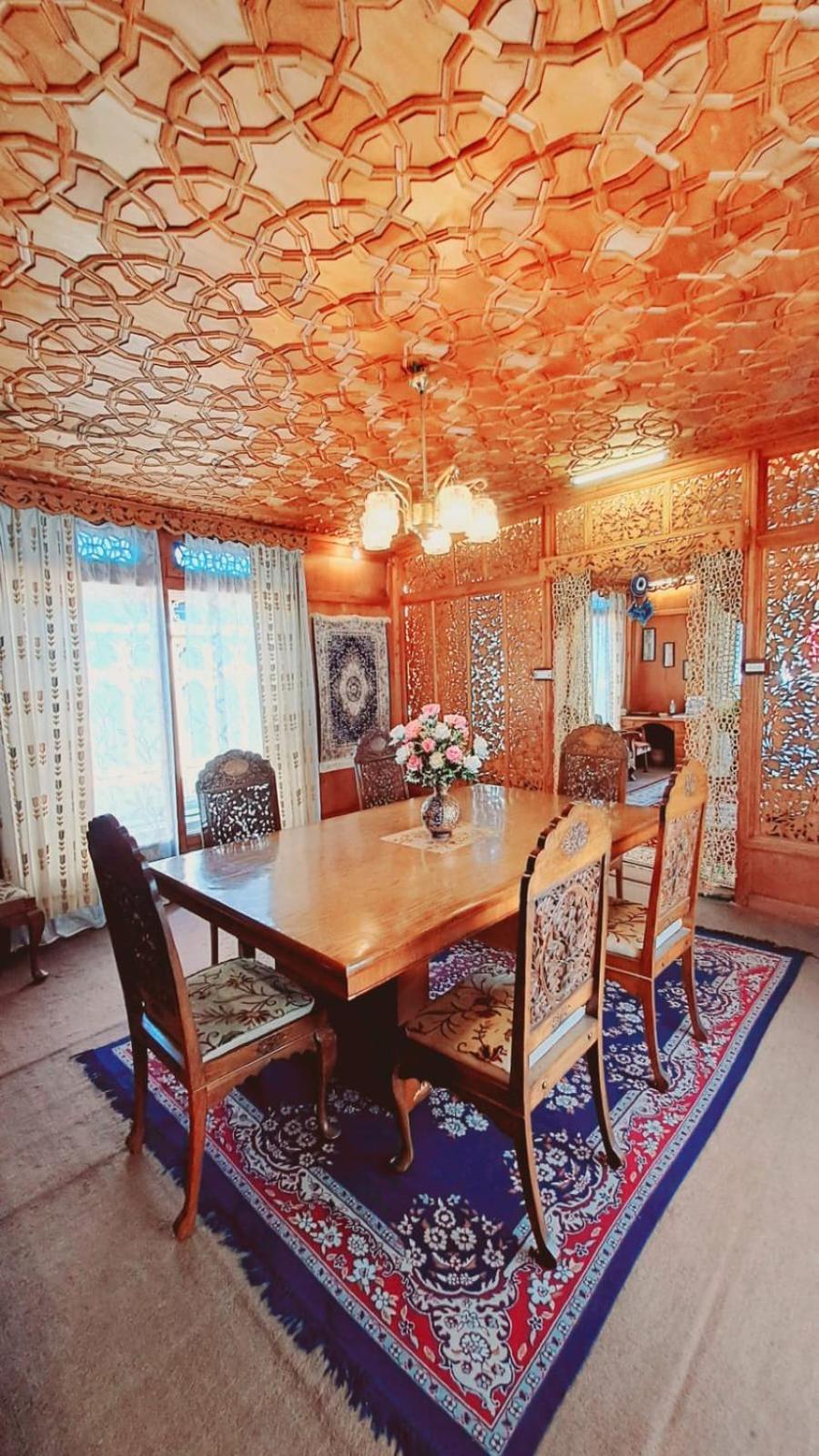 New Lakes Crown Group Of Houseboats Srīnagar Екстериор снимка
